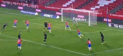 利物浦对前皇家马德里后卫很感兴趣，而这家西班牙豪门可以轻松地重新签下他